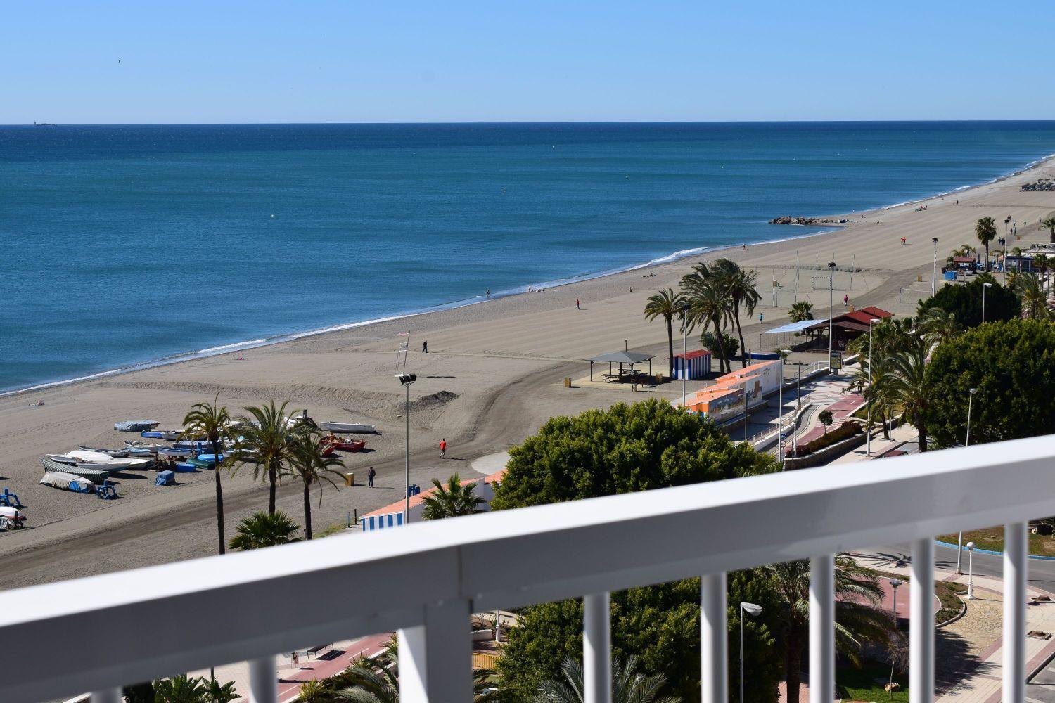 Primera Linea De Playa - Zona Club Nautico Torre Del Mar Exterior photo